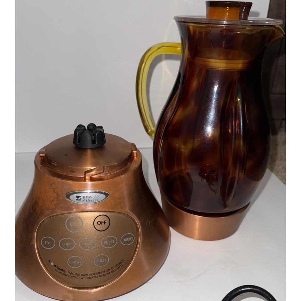 Jenn-Air Attrezzi Bar Blender Ice Crusher Glass 48oz Mixer- Amber - Picture 8 of 16